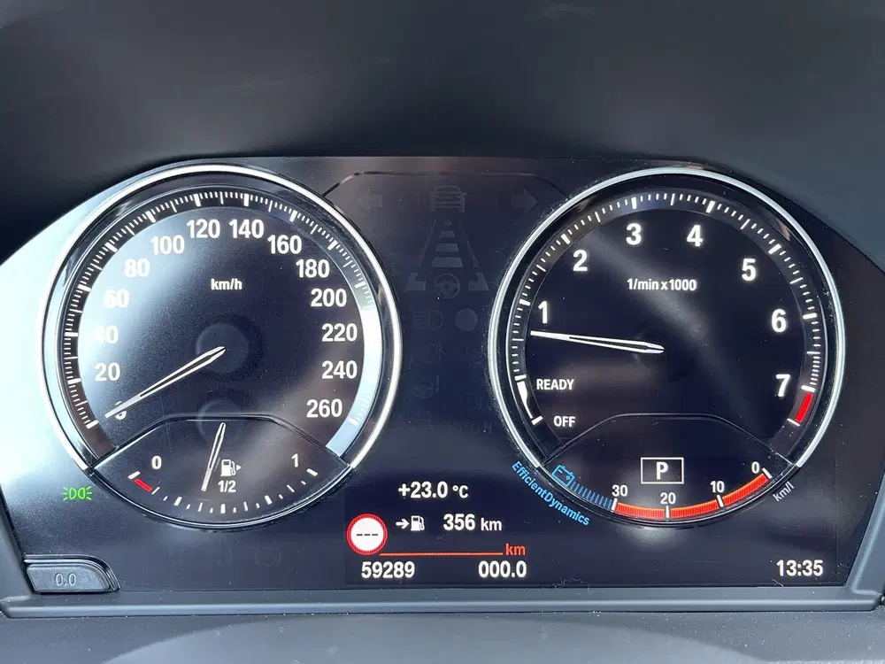 BMW X1 sDrive20i Orange Edition III uit 2019, foto 11