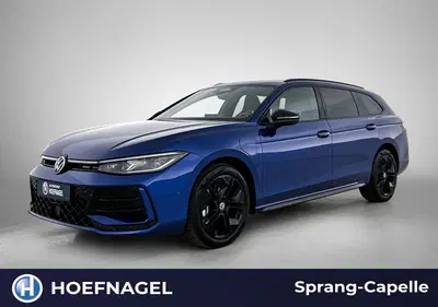 Volkswagen Passat 1.5 eHybrid R-Line Edition uit 2025