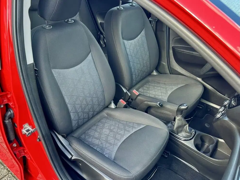 Opel Karl 1.0 120 Jaar Edition Navi Carplay Cruise-c uit 2019, foto 4