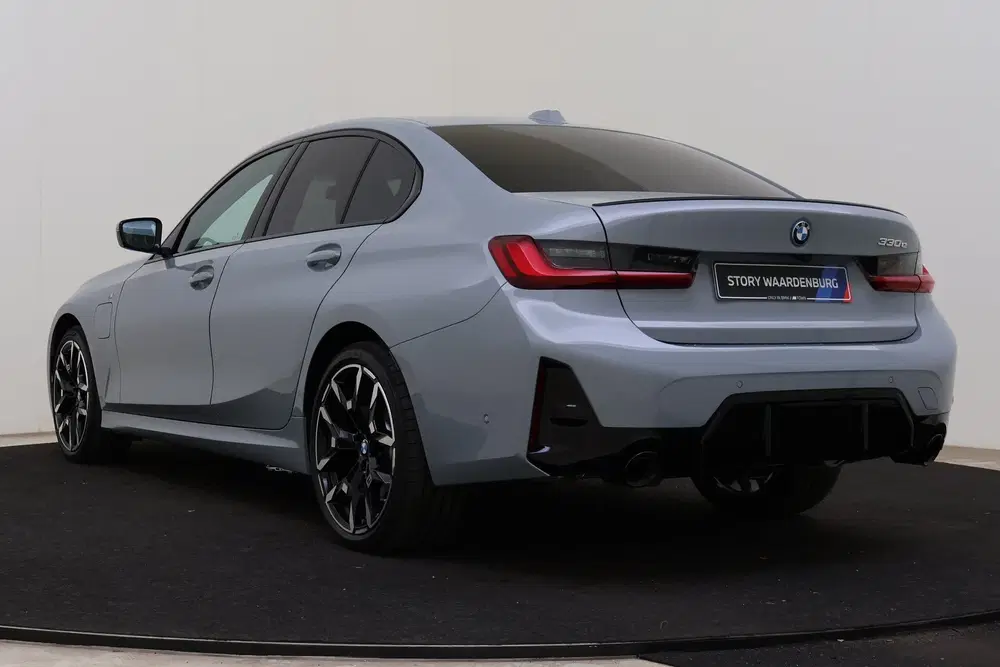 BMW 3-serie 330e M Sport Automaat uit 2026, foto 15