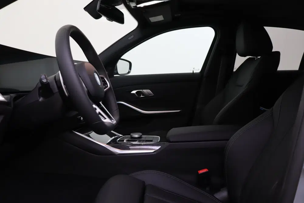 BMW 3-serie 330e M Sport Automaat uit 2026, foto 9