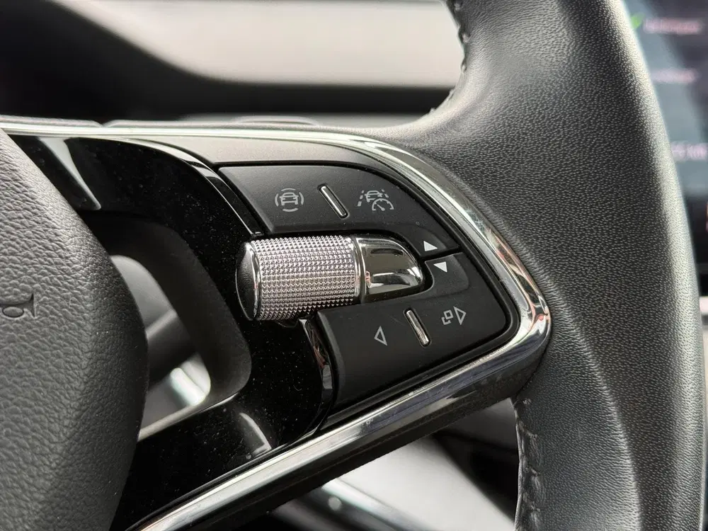 Skoda Enyaq 80 uit 2023, foto 8