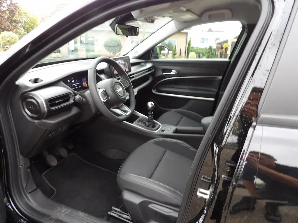 Jeep Avenger 1.2 Altitude uit 2025, foto 11