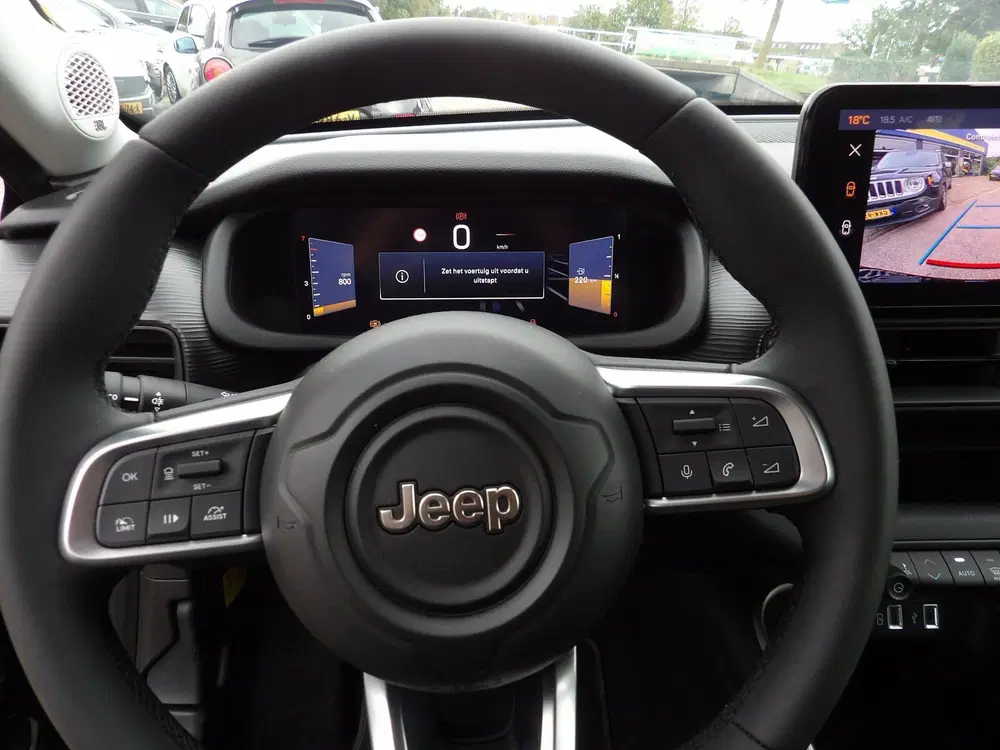 Jeep Avenger 1.2 Altitude uit 2025, foto 13