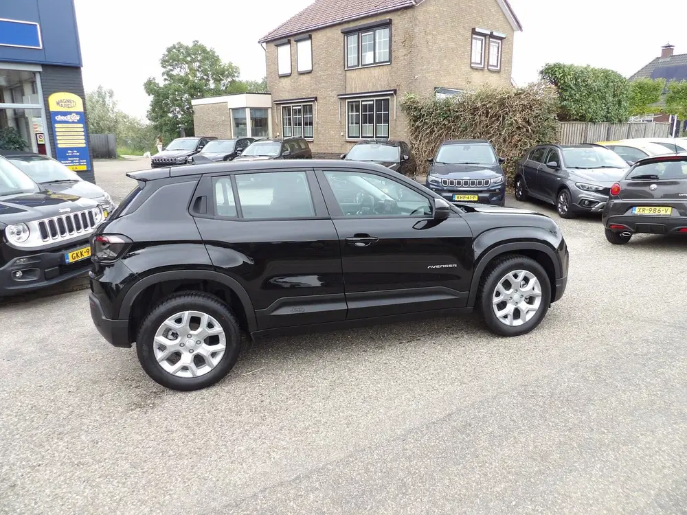Jeep Avenger 1.2 Altitude uit 2025, foto 3