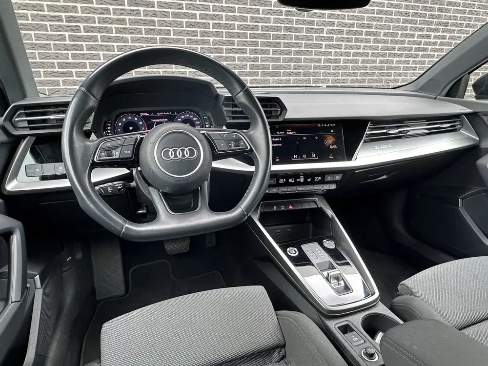 Audi A3 40 TFSI quattro Advance Sport uit 2022, foto 10