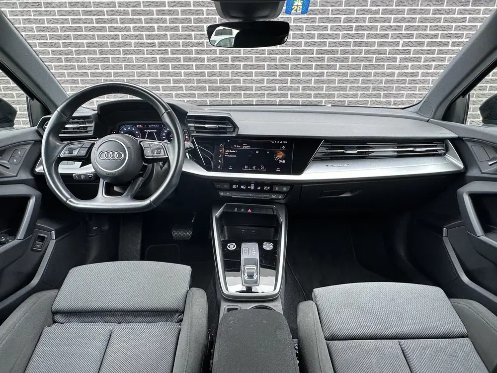 Audi A3 40 TFSI quattro Advance Sport uit 2022, foto 2