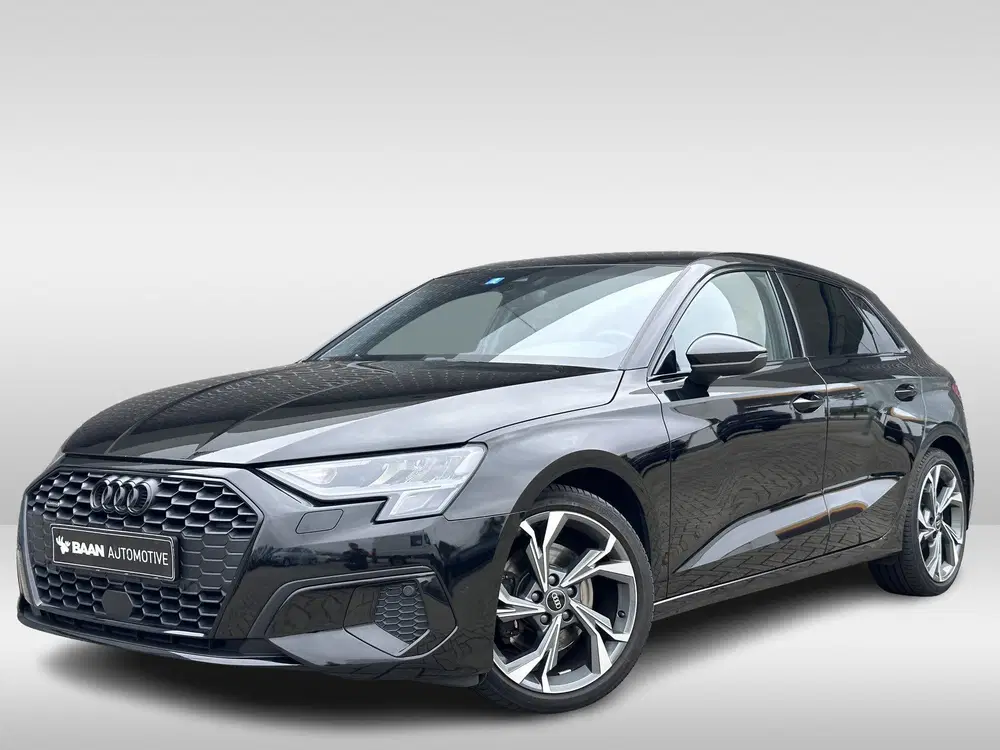 Audi A3 40 TFSI quattro Advance Sport uit 2022, foto 4