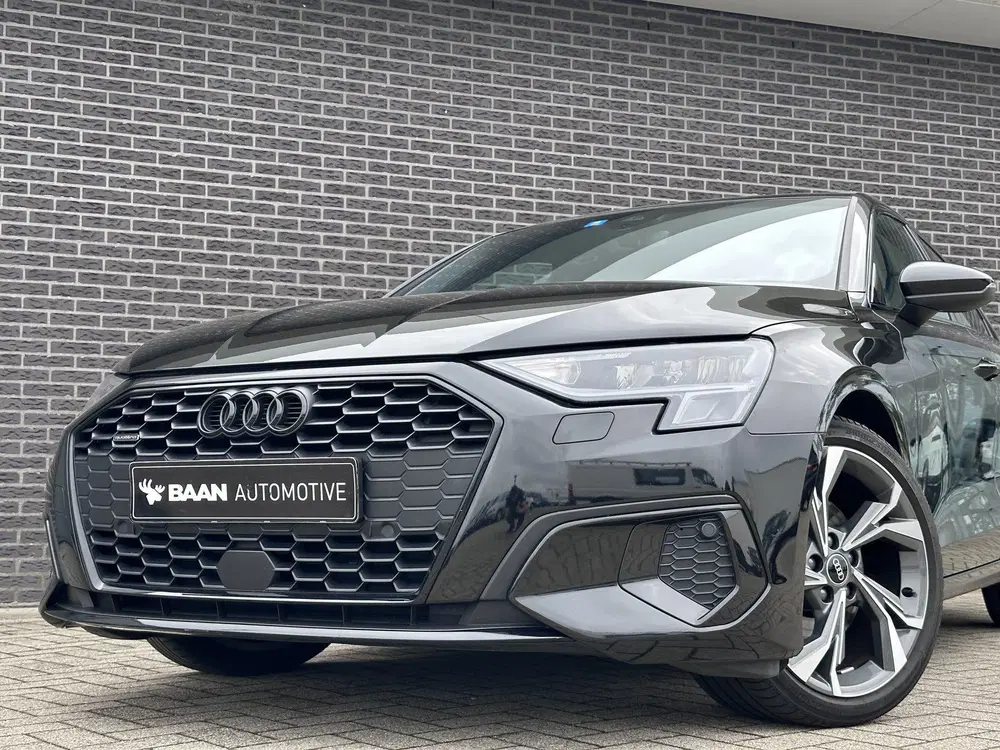 Audi A3 40 TFSI quattro Advance Sport uit 2022, foto 6