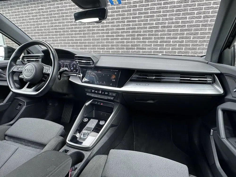 Audi A3 40 TFSI quattro Advance Sport uit 2022, foto 9