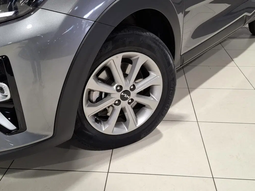 Kia Stonic 1.0 T-GDi MHEV DynamicLine Apple Carplay uit 2025, foto 2