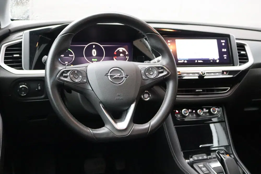 Opel Grandland 1.6T. Plug in Hybrid uit 2022, foto 14