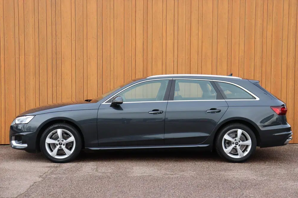 Audi A4 TFSI Advanced Edition Avant orgNL el.trekh uit 2023, foto 3