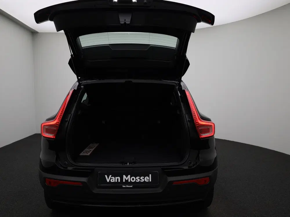 Volvo EX40 XC40 Recharge Core uit 2023, foto 11