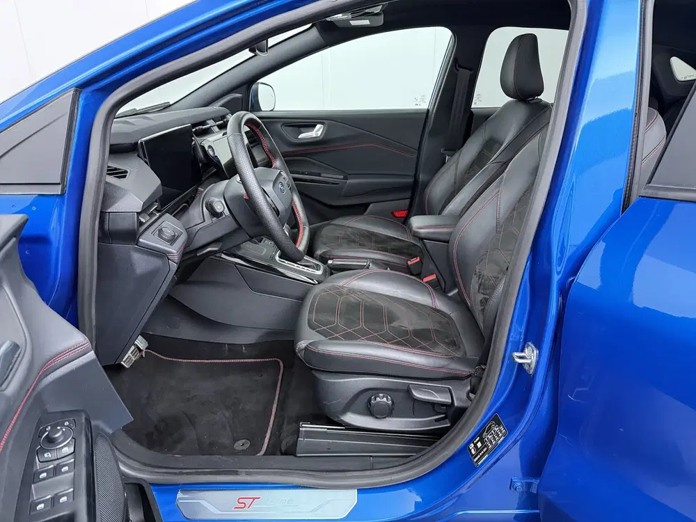 Ford Puma EcoBoost Hybrid 155PK ST-Line X uit 2025, foto 12