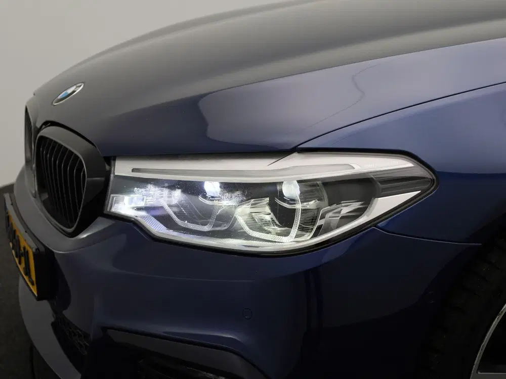 BMW 5-serie 540i xDrive High Executive uit 2019, foto 13