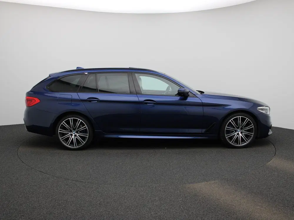 BMW 5-serie 540i xDrive High Executive uit 2019, foto 6