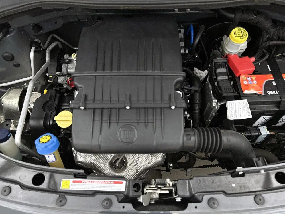 Fiat 500 1.2 Lounge uit 2019, foto 14