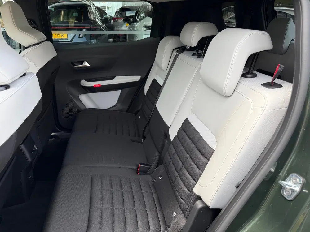 Citroën C3 Aircross Citroen C3 Aircross 1.2 Hybrid 145pk Max 7 uit 2026, foto 9
