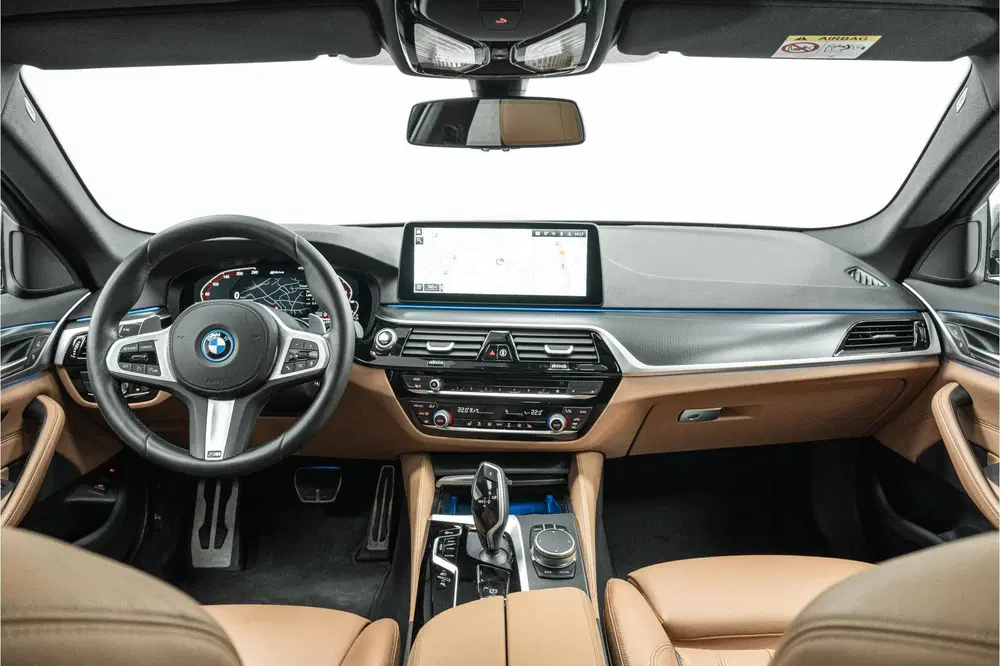 BMW 5-serie 545e xDrive High Executive M Sport Automaa uit 2022, foto 4