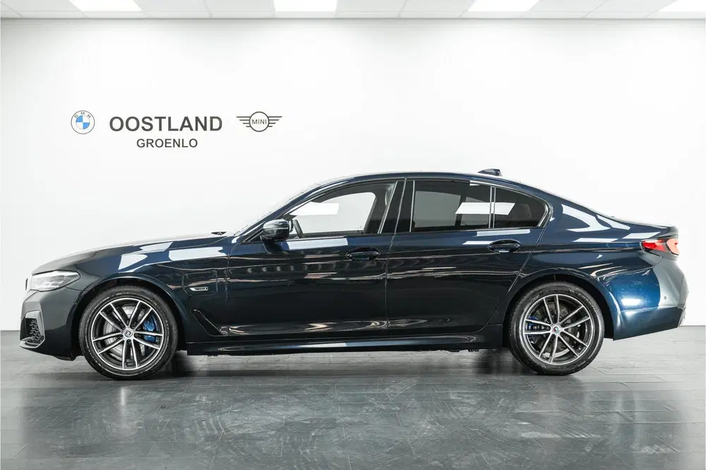 BMW 5-serie 545e xDrive High Executive M Sport Automaa uit 2022, foto 8
