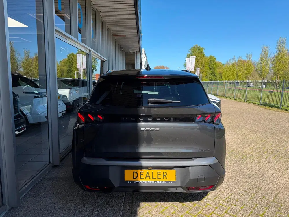 Peugeot 5008 1.2 Hybrid 145 GT 7p. CAMERA uit 2026, foto 5