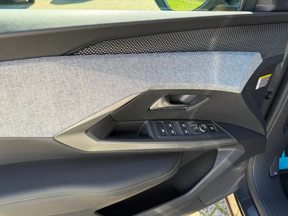 Peugeot 5008 1.2 Hybrid 145 GT 7p. CAMERA uit 2026, foto 6