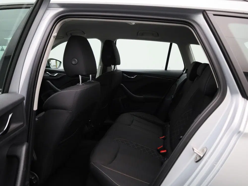 Skoda Kamiq 1.0 TSI Business Edition uit 2021, foto 10
