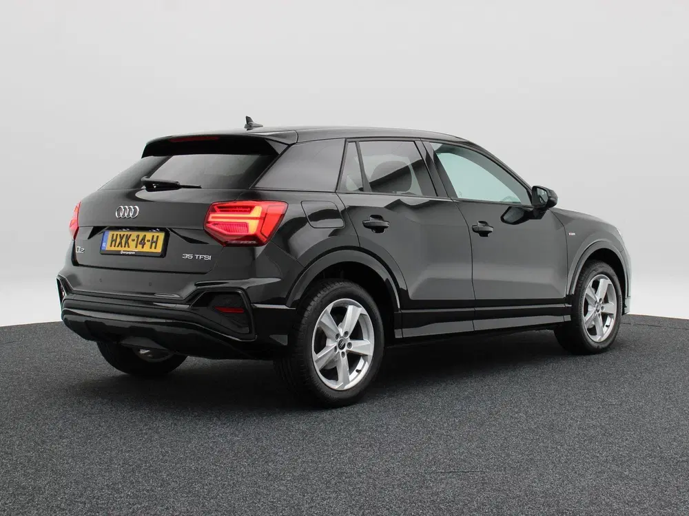 Audi Q2 35 TFSi 150 Pk S-Line Automaat uit 2025, foto 2