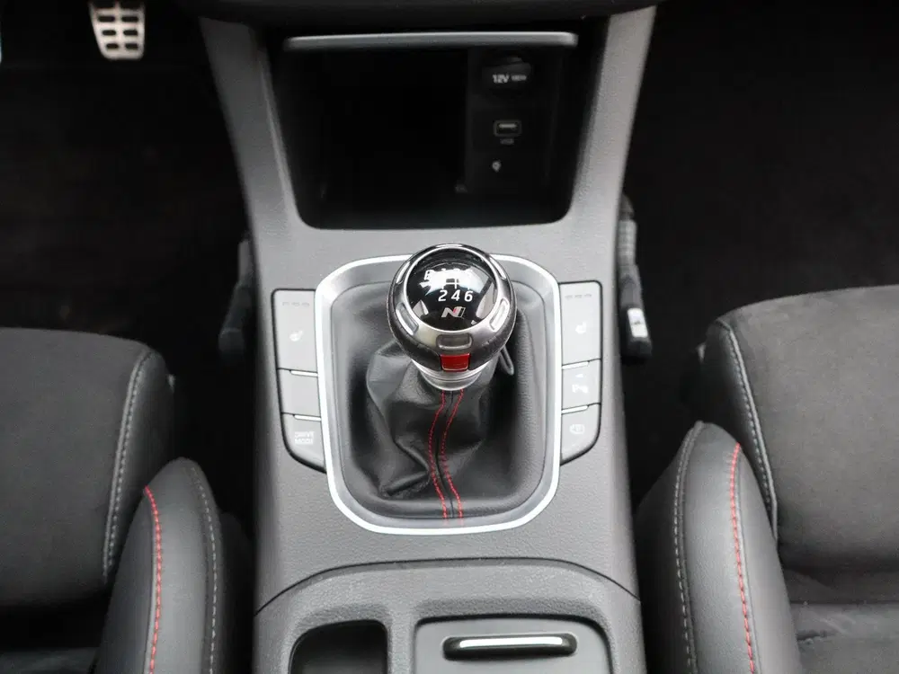 Hyundai i30 1.5 T-GDi MHEV N Line uit 2023, foto 11