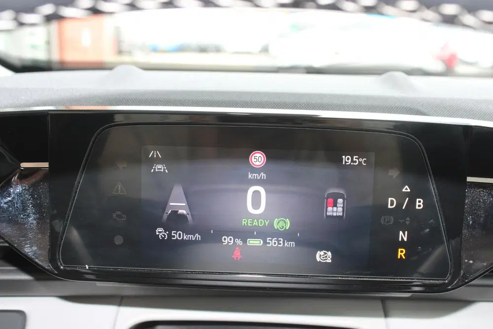 Ford Explorer Extended Range RWD 77 kWh uit 2025, foto 13