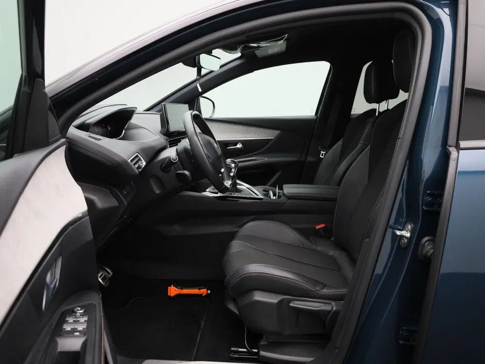 Peugeot 3008 1.2 PureTech GT uit 2022, foto 9