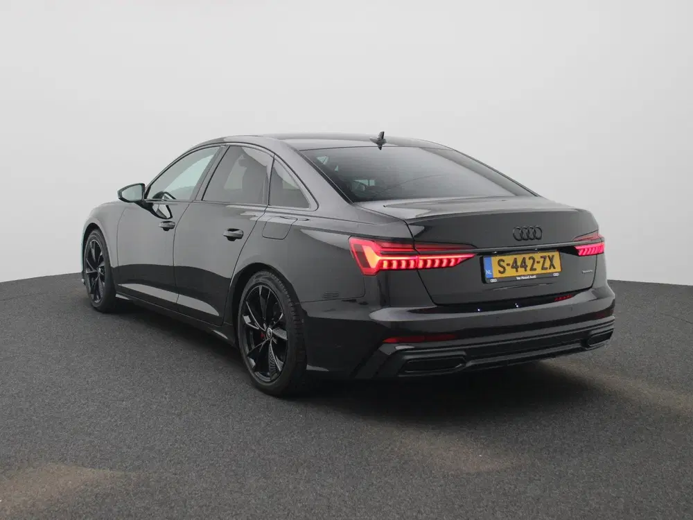 Audi A6 55 TFSI e quattro Pro Line S Competition uit 2022, foto 2