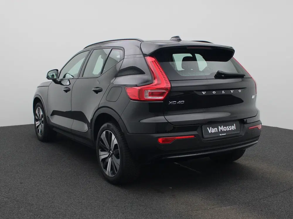 Volvo XC40 Recharge Core uit 2023, foto 2