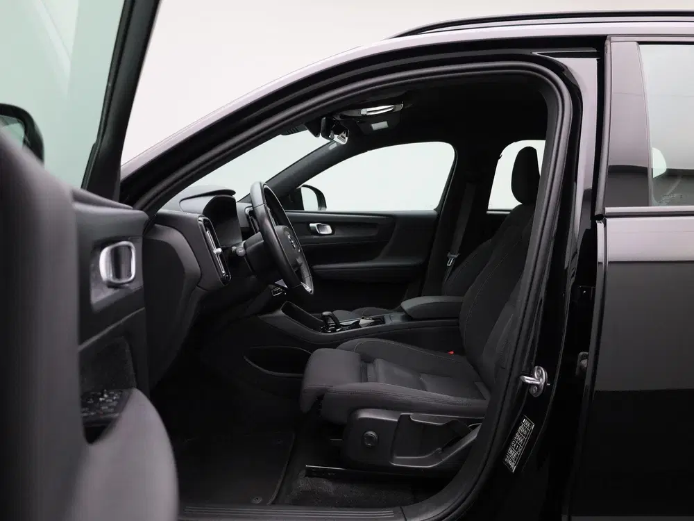 Volvo XC40 Recharge Core uit 2023, foto 9
