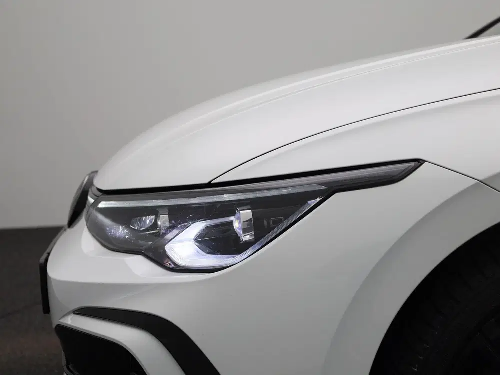 Volkswagen Golf 1.5 eTSI R-Line Business uit 2024, foto 15
