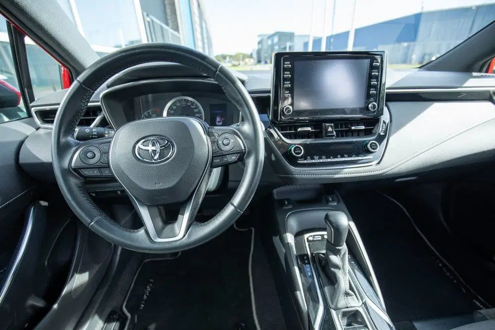 Toyota Corolla 1.8 Hybrid Business Plus Tech uit 2021, foto 10
