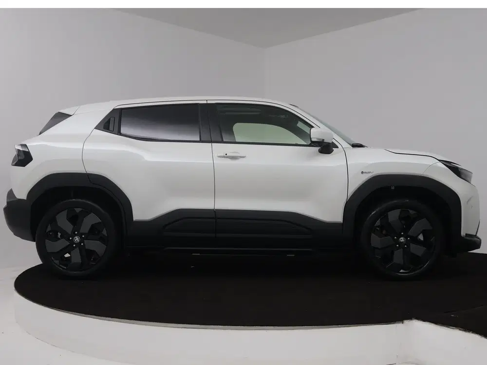 Toyota Urban Cruiser Executive 61 kWh uit 2026, foto 14