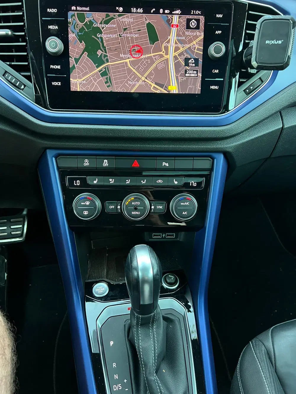 Volkswagen T-Roc 2.0 TSI 300pk 4Motion 7-DSG 2020 Blauw uit 2020, foto 14