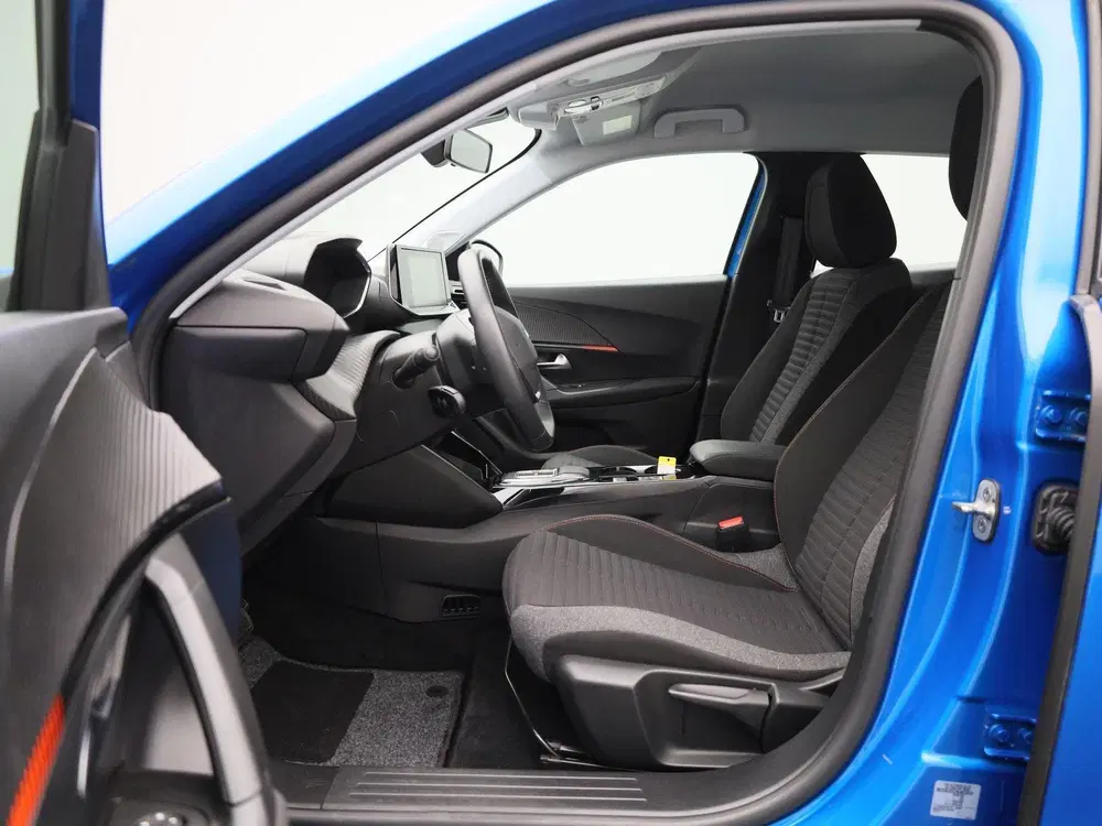 Peugeot 2008 e-2008 Active uit 2022, foto 11