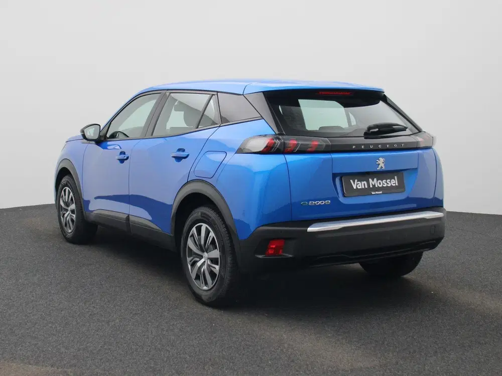 Peugeot 2008 e-2008 Active uit 2022, foto 2