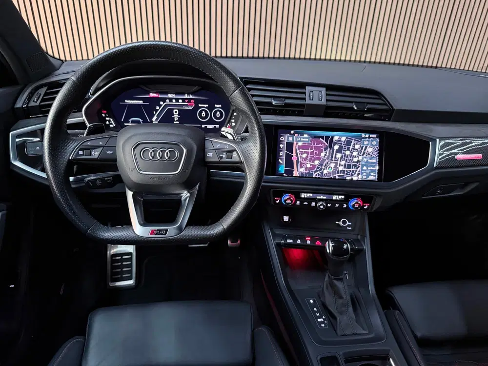 Audi RS Q3 TFSI Quattro uit 2020, foto 12
