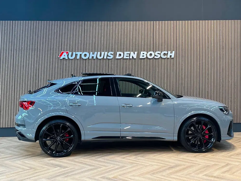 Audi RS Q3 TFSI Quattro uit 2020, foto 4