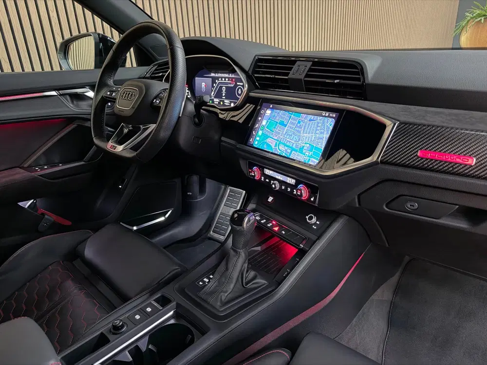Audi RS Q3 TFSI Quattro uit 2020, foto 5