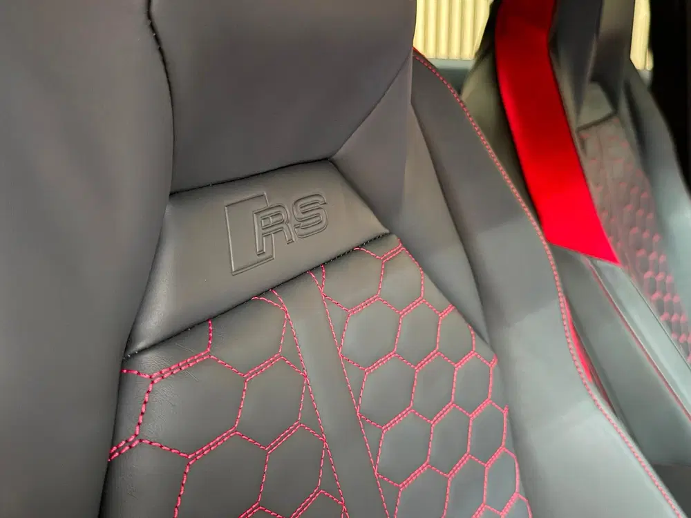 Audi RS Q3 TFSI Quattro uit 2020, foto 8