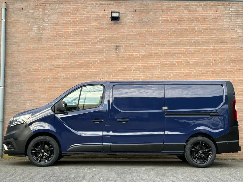 Renault Trafic 2.0DCI 130PK Lang uit 2022, foto 12