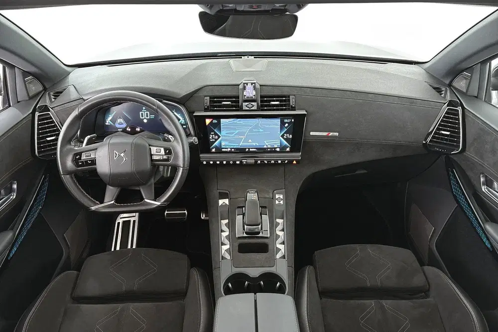 DS Automobiles DS 7 Crossback DS 7 Crossback E-Tense 4x4 Performance Lin uit 2021, foto 14