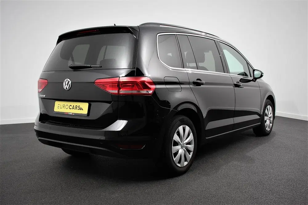Volkswagen Touran 1.5 TSI 150pk DSG Comfortline 7p Navigatie uit 2020, foto 5