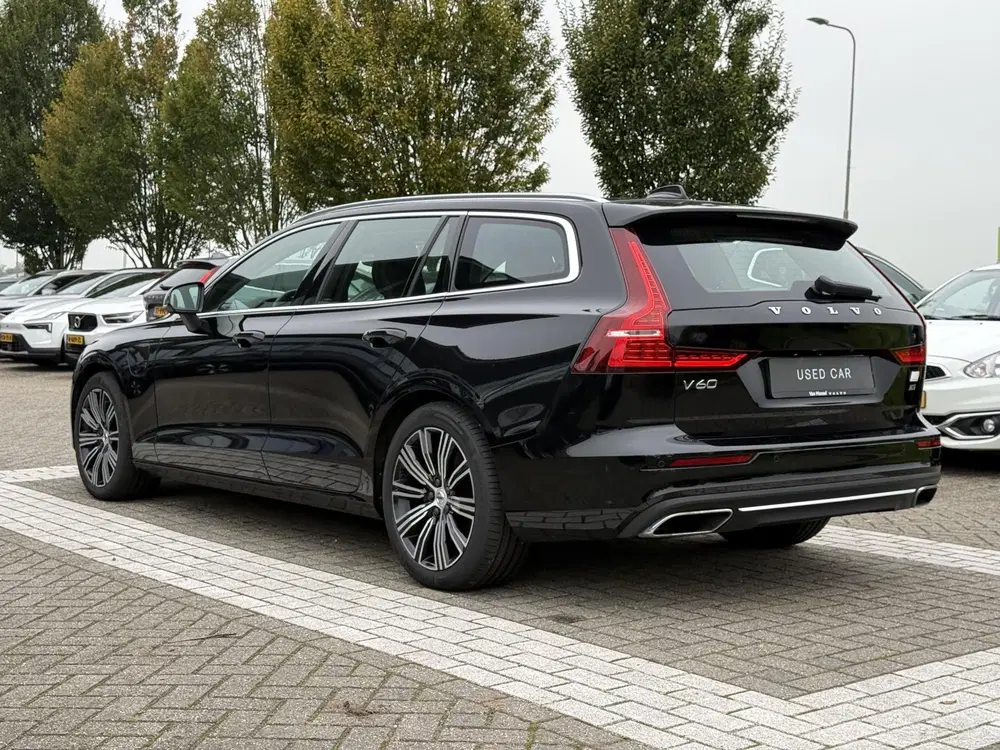 Volvo V60 2.0 T6 Recharge AWD Inscription uit 2022, foto 5