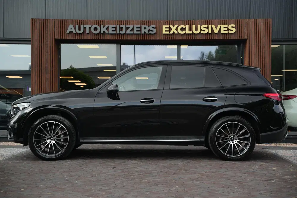 Mercedes-Benz GLC 400e 4MATIC AMG Line Panoramadak Bu uit 2023, foto 7
